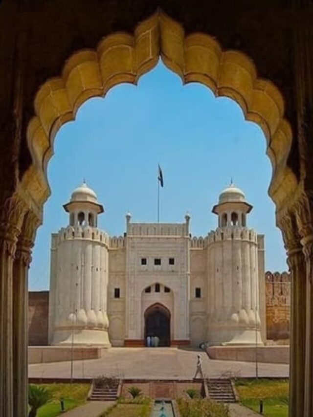 Those historical forts of Pakistan which were once the pride of india